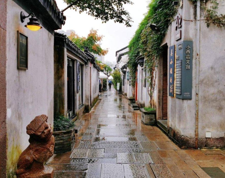 不图钱只图多个男生的女生心里到底想的是什么？游戏画面