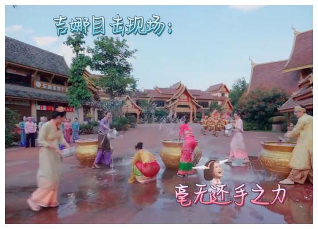 逃离残破的船只